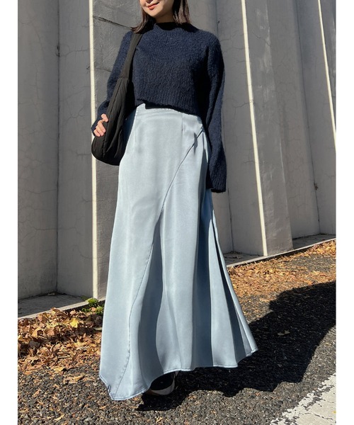 Stylevoice for xxx(スタイルヴォイスフォー)の「ナローシルエットサテンスカート(スカート・レディース・オフホワイト/ブルー/ブラウン・FREE)」の18枚目の写真