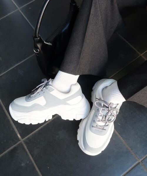 WEGO（ウィゴー）の「WEGO/配色厚底スニーカー（スニーカー・レディース・ブラック/ホワイト系その他/ライトグレー・MEDIUM/LARGE）」の7枚目の写真