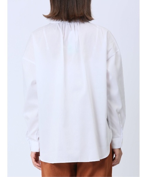 m.f.editorial(エムエフエディトリアル)の「【WEB限定販売】m.f.エディトリアル レディース 形態安定 スキッパープルオーバー長袖ブラウス(ビジネスシャツ・レディース・ホワイト/ネイビー・S/LARGE/MEDIUM)」の9枚目の写真