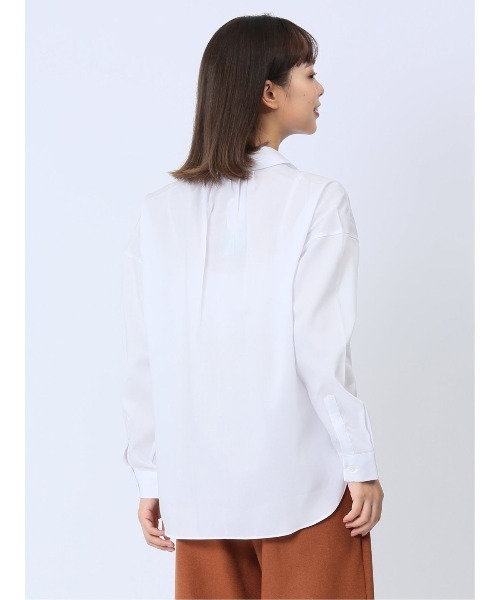 m.f.editorial(エムエフエディトリアル)の「【WEB限定販売】m.f.エディトリアル レディース 形態安定 スキッパープルオーバー長袖ブラウス(ビジネスシャツ・レディース・ホワイト/ネイビー・S/LARGE/MEDIUM)」の5枚目の写真