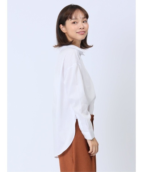 m.f.editorial(エムエフエディトリアル)の「【WEB限定販売】m.f.エディトリアル レディース 形態安定 スキッパープルオーバー長袖ブラウス(ビジネスシャツ・レディース・ホワイト/ネイビー・S/LARGE/MEDIUM)」の4枚目の写真