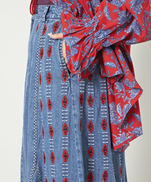 チャイハネ（チャイハネ）の「【チャイハネ】ソンデニ刺繍スカート（デニムスカート・レディース・ライトブルー/ダークブルー・FREE）」の11枚目の写真