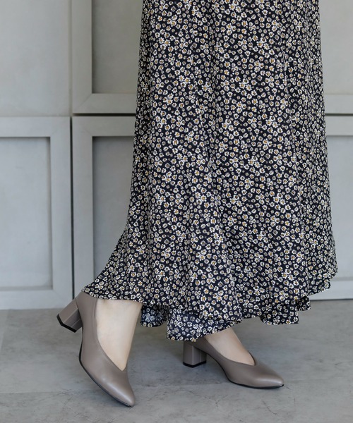 晴雨兼用 アーモンドトゥ Vカット ストレッチパンプス【日本製】（パンプス）｜chocolates（チョコラテス）