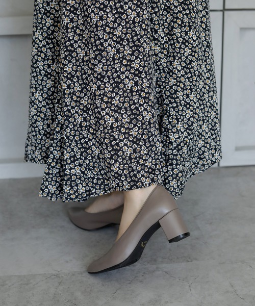 晴雨兼用 アーモンドトゥ Vカット ストレッチパンプス【日本製】（パンプス）｜chocolates（チョコラテス）