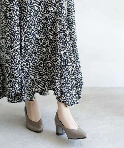 晴雨兼用 アーモンドトゥ Vカット ストレッチパンプス【日本製】（パンプス）｜chocolates（チョコラテス）