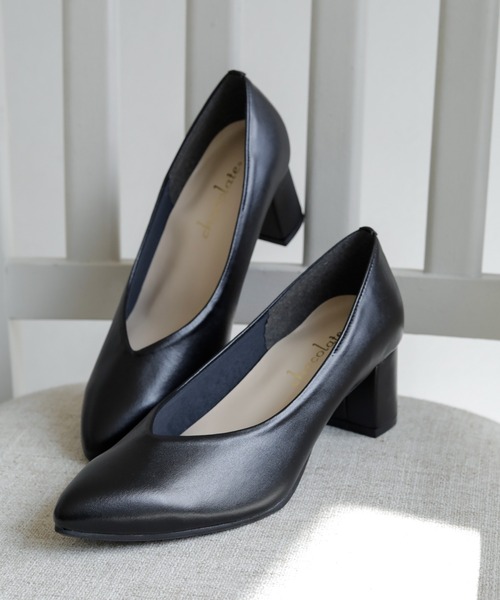 晴雨兼用 アーモンドトゥ Vカット ストレッチパンプス【日本製】（パンプス）｜chocolates（チョコラテス）