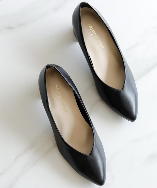 晴雨兼用 アーモンドトゥ Vカット ストレッチパンプス【日本製】（パンプス）｜chocolates（チョコラテス）