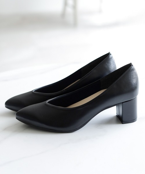 晴雨兼用 アーモンドトゥ Vカット ストレッチパンプス【日本製】（パンプス）｜chocolates（チョコラテス）