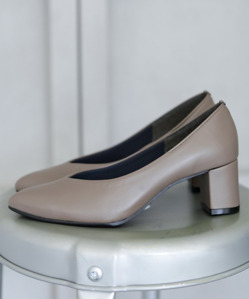 晴雨兼用 アーモンドトゥ Vカット ストレッチパンプス【日本製】（パンプス）｜chocolates（チョコラテス）