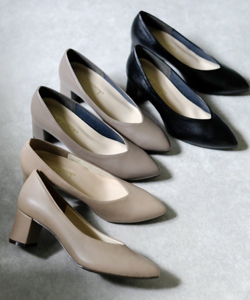 晴雨兼用 アーモンドトゥ Vカット ストレッチパンプス【日本製】（パンプス）｜chocolates（チョコラテス）