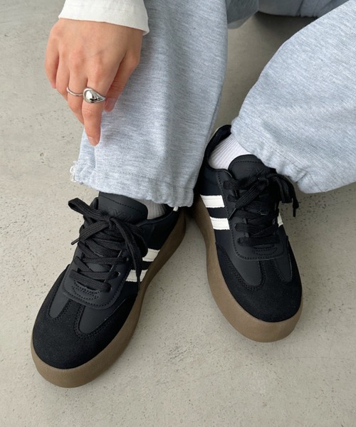 CLEA(クレア)の「ダブルライン厚底ジャーマンスニーカー(スニーカー・レディース・ブラック/アイボリー/ホワイト/ブラック系その他・M/S/L/23.5cm/24.5cm)」の4枚目の写真