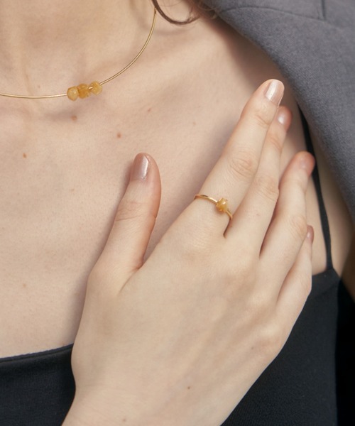 unsheer(アンシアー)の「gem stone ring / サイズ調節可能(リング・レディース・ローズ系2/ホワイト×シルバー/ライトイエロー系1/ライトグリーン系2/ローズ系1/ホワイト×ゴールド/ライトイエロー系2/ライトグリーン系1・FREE)」の6枚目の写真