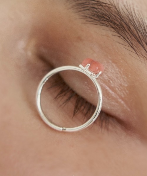 unsheer(アンシアー)の「gem stone ring / サイズ調節可能(リング・レディース・ローズ系2/ホワイト×シルバー/ライトイエロー系1/ライトグリーン系2/ローズ系1/ホワイト×ゴールド/ライトイエロー系2/ライトグリーン系1・FREE)」の7枚目の写真