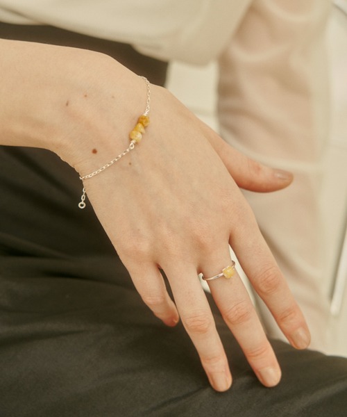 unsheer(アンシアー)の「gem stone ring / サイズ調節可能(リング・レディース・ローズ系2/ホワイト×シルバー/ライトイエロー系1/ライトグリーン系2/ローズ系1/ホワイト×ゴールド/ライトイエロー系2/ライトグリーン系1・FREE)」の22枚目の写真
