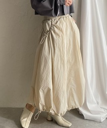 She's Closet（シーズクローゼット）の「裾ドロストナイロンボリュームギャザーフレアロングバルーンスカート（スカート）」