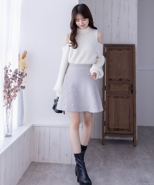 clear（クリア）の「インパン付きパールニットフレアスカート（スカート・レディース・ブラック/グレイッシュベージュ・F）」の13枚目の写真