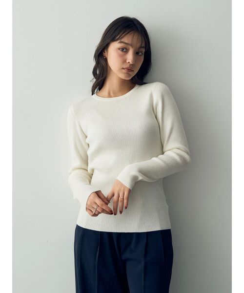 YECCA VECCA（イェッカヴェッカ）の「クルーネックリブ編みニット（ニット/セーター・レディース・ブラック/ベージュ/レッド/オフホワイト・FREE）」の7枚目の写真