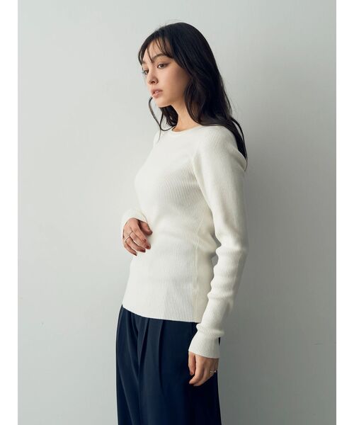 YECCA VECCA（イェッカヴェッカ）の「クルーネックリブ編みニット（ニット/セーター・レディース・ブラック/ベージュ/レッド/オフホワイト・FREE）」の8枚目の写真