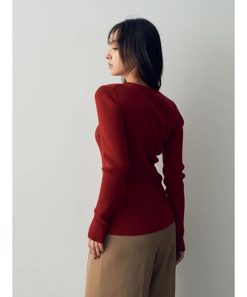 YECCA VECCA（イェッカヴェッカ）の「クルーネックリブ編みニット（ニット/セーター・レディース・ブラック/ベージュ/レッド/オフホワイト・FREE）」の19枚目の写真