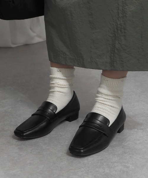 minia（ミニア）の「スクエアトゥコインローファー（ローファー・レディース・ブラック/シルバー/ブラック系1/アイボリー・LL/S/M/L）」の7枚目の写真