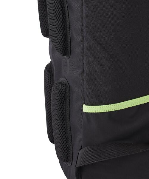 UNDER ARMOUR(アンダーアーマー)の「UAクール ターポリン バックパック 3.0 27L(トレーニング/メンズ/レディース)(バックパック/リュック・レディース・ブラック系その他・ONESIZE)」の8枚目の写真
