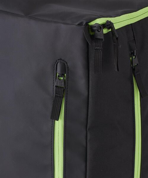 UNDER ARMOUR(アンダーアーマー)の「UAクール ターポリン バックパック 3.0 27L(トレーニング/メンズ/レディース)(バックパック/リュック・レディース・ブラック系その他・ONESIZE)」の9枚目の写真