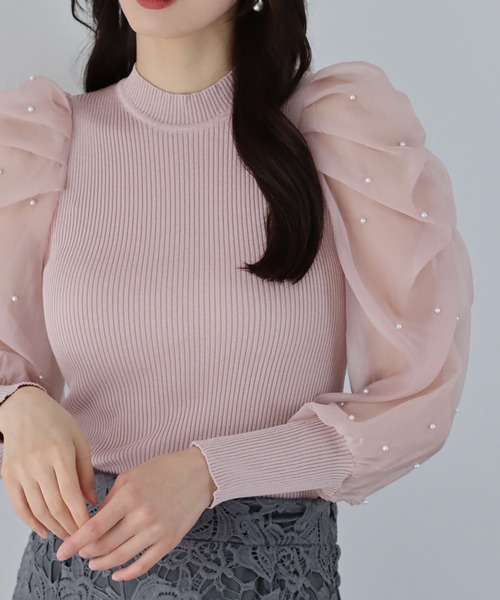 BLUEEAST(ブルーイースト)の「パールシアースリーブニット(ニット/セーター・レディース・ブラック/ホワイト/ピンク・MEDIUM)」の13枚目の写真