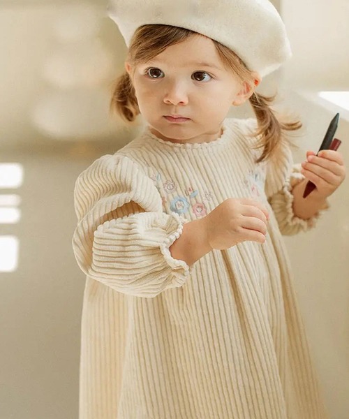 Bambin(ボンバン)の「【 Bambin / ボンバン 】 フラワー 刺繍 切替 ワンピース(ワンピース・キッズ・アイボリー・90/100/110)」の9枚目の写真