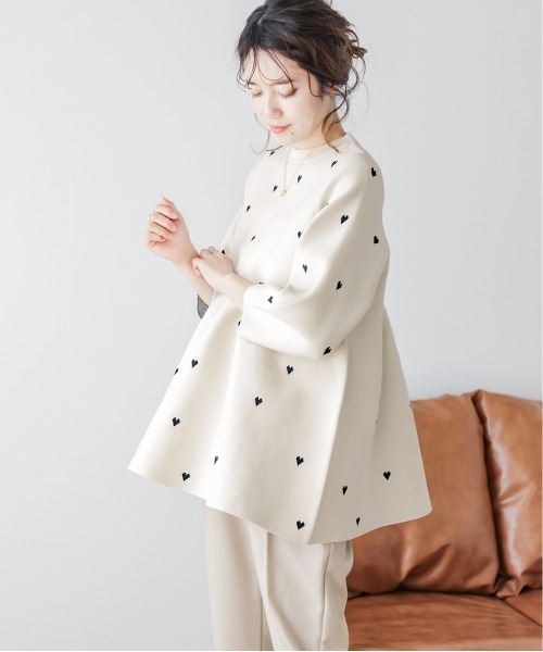 Lajour(ラジュール)の「日本製ペプラムニットプルオーバー(ニット/セーター・レディース・ホワイト系その他2/ブラック系その他2/ホワイト系その他/ブラック系その他/ブラック/ホワイト/ピンク・フリー)」の12枚目の写真