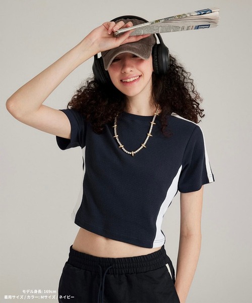 DEFLEXTION(ディフレクション)の「【DEFLEXTION / ディフレクション】Side line Tee / サイドラインTシャツ(Tシャツ/カットソー・レディース・チャコールグレー/ベージュ/ネイビー・SMALL/MEDIUM)」の15枚目の写真