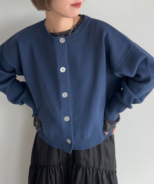 apres jour mignon(アプレジュールミニョン)の「キラキラボタンカーディガン【ZOZOTOWN限定アイテム】(カーディガン/ボレロ・レディース・ブラック/ブルー/アイボリー/イエロー・X-LARGE/フリー)」の22枚目の写真