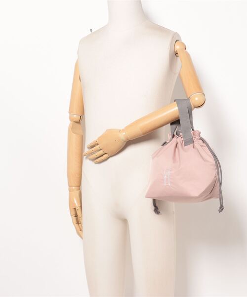 CUISINE HABITS（クイジーヌハビッツ）の「クイジーヌハビッツ 保冷ランチ巾着（お弁当箱・レディース・グレー/ピンクベージュ・フリー）」の16枚目の写真