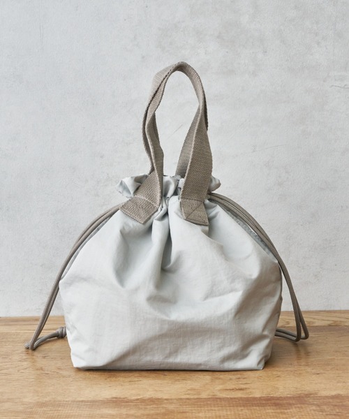 CUISINE HABITS（クイジーヌハビッツ）の「クイジーヌハビッツ 保冷ランチ巾着（お弁当箱・レディース・グレー/ピンクベージュ・フリー）」の7枚目の写真