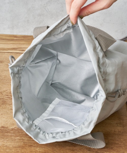 CUISINE HABITS（クイジーヌハビッツ）の「クイジーヌハビッツ 保冷ランチ巾着（お弁当箱・レディース・グレー/ピンクベージュ・フリー）」の4枚目の写真