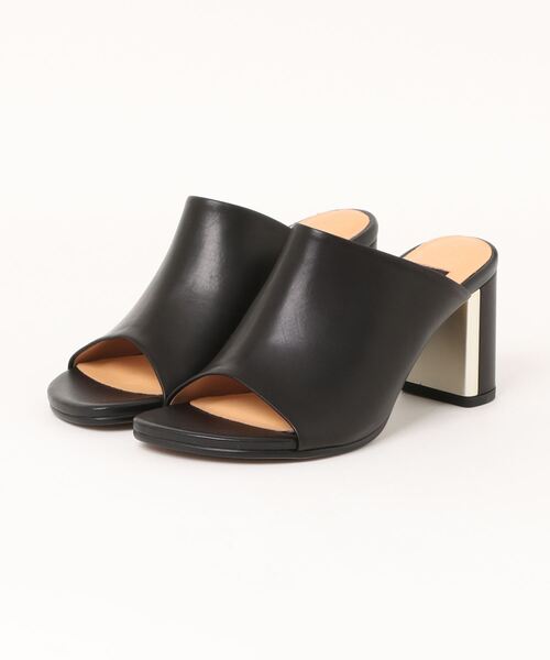 LANVIN collection(ランバン コレクション)の「ミュールサンダル(サンダル・レディース・ベージュ/グリーン/シルバー系その他6/ブラック・22.5cm/23.0cm/23.5cm/24.0cm/24.5cm/22.0cm)」の2枚目の写真