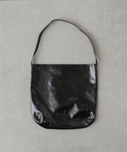 cache cache(カシュ カシュ)の「メタリック2WAYホーボーバッグ(トートバッグ・レディース・ブラック/シルバー・フリー)」の5枚目の写真