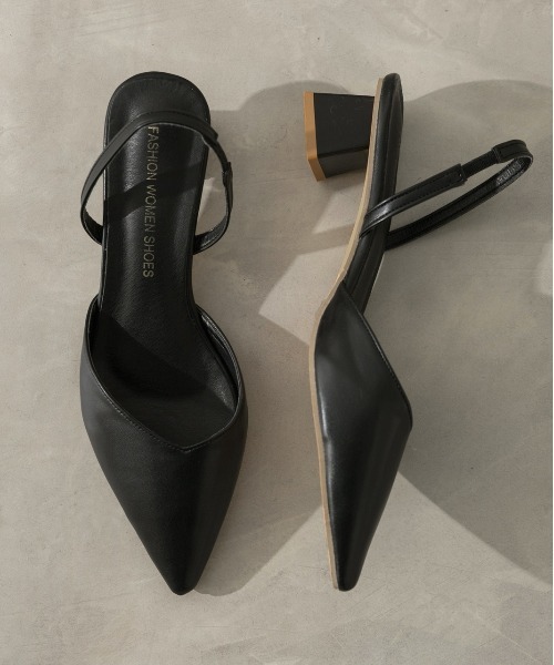 ad thie(アドティエ)の「ポインテッド バックストラップ パンプス(パンプス・レディース・オフホワイト/ブラック/ベージュ・MEDIUM/LARGE/LL)」の19枚目の写真