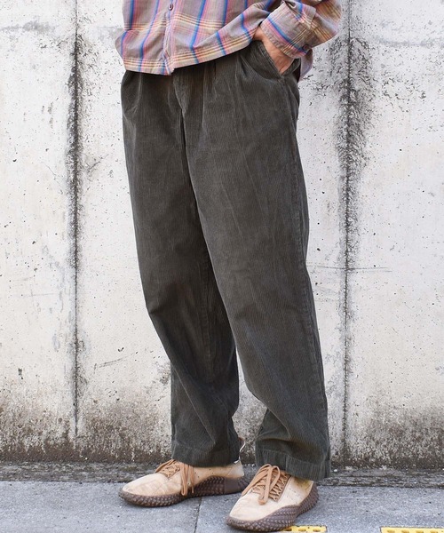 OLD NAVY（オールドネイビー）の「【ヴィンテージ古着】90~00's OLD NAVY/オールドネイビー 2タック コーデュロイパンツ（その他パンツ・メンズ・カーキ・33）」の4枚目の写真