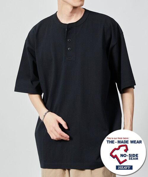 FREAK'S STORE(フリークスストア)の「ヘビーウェイト NO-SIDE SEAM ヘンリーネック Tシャツ/丸胴/10.5オンス/USA COTTON(Tシャツ/カットソー・メンズ・マスタード/グレイッシュベージュ/グリーン/ブラック/ホワイト/アッシュグレー・SMALL/MEDIUM/LARGE)」の3枚目の写真