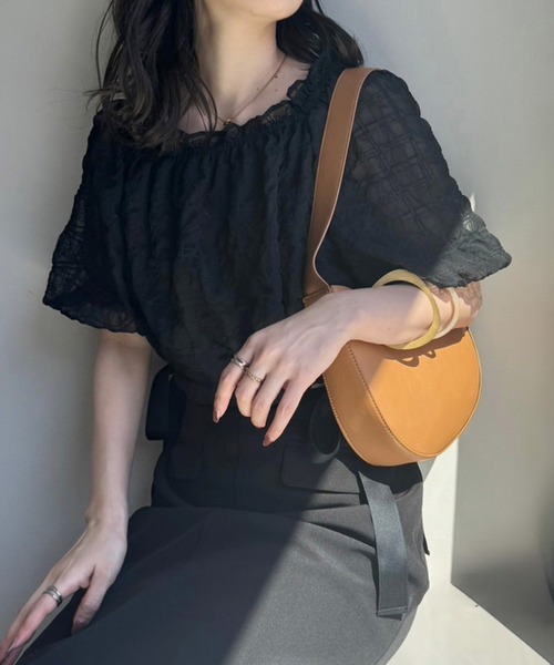 one after another NICE CLAUP(ワンアフターアナザーナイスクラップ)の「サイドリボンオフショルブラウス【WEB限定商品】(シャツ/ブラウス・レディース・ブラック/ブラック系その他/ホワイト系その他・FREE)」の14枚目の写真