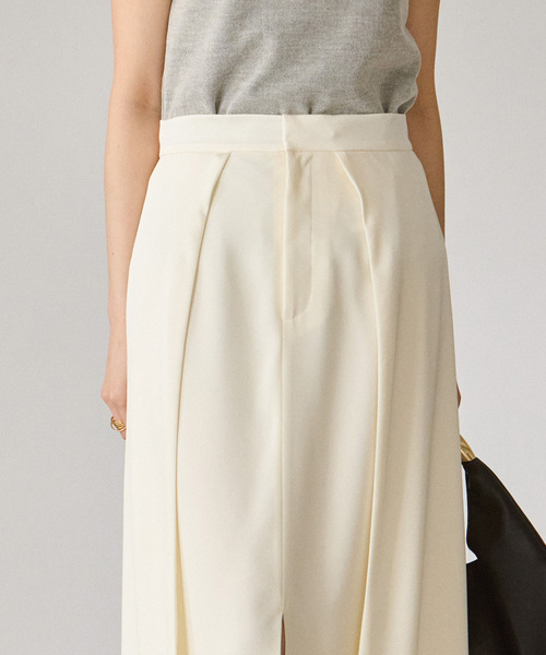 Noble（ノーブル）の「ターンアラウンドサテンスカート（スカート・レディース・ホワイト/グリーン・38/36）」の3枚目の写真