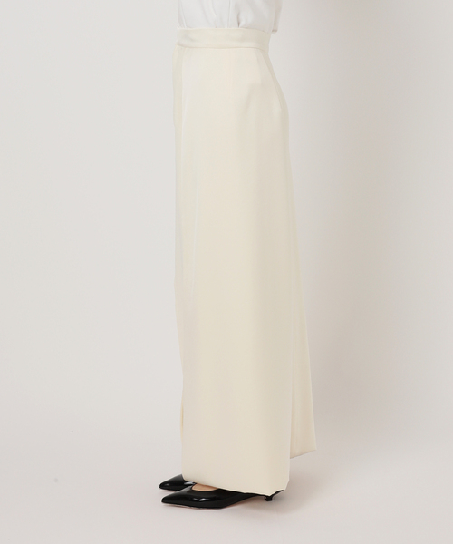 Noble（ノーブル）の「ターンアラウンドサテンスカート（スカート・レディース・ホワイト/グリーン・38/36）」の11枚目の写真