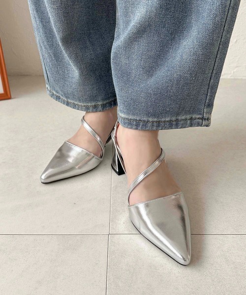 apres jour clair(アプレジュールクレア)の「【apres jour clair】ポインテッドトゥミュール【ZOZOTOWN限定アイテム】(パンプス・レディース・シルバー/ブラック/アイボリー・LARGE/MEDIUM/X-LARGE/SMALL)」の9枚目の写真