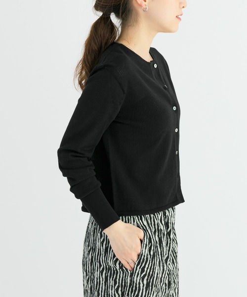 URBAN RESEARCH(アーバンリサーチ)の「針抜きショートカーディガン(カーディガン/ボレロ・レディース・ブラック/ベージュ/レッド・FREE)」の12枚目の写真