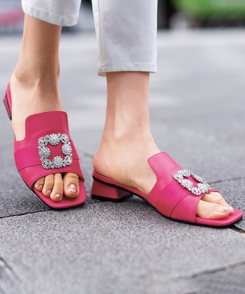 RANAN（ラナン）の「ビジューデザインミュールサンダル（サンダル・レディース・ベージュ系その他/ブラック/ピンク系その他・S/M/L/LL）」の5枚目の写真