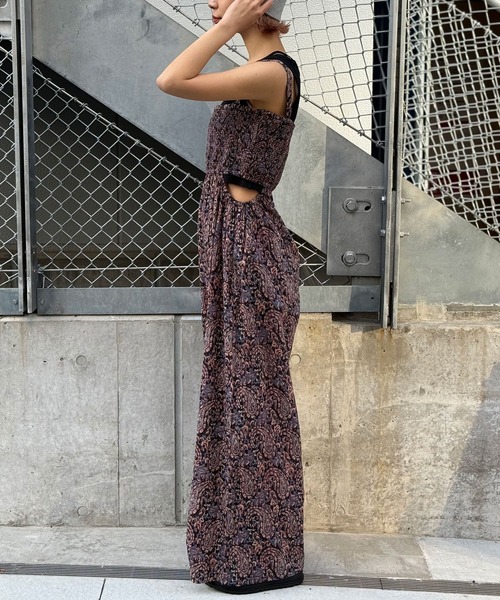 CIAOPANIC（チャオパニック）の「INDIAペイズリーサイドカットアウトサロペット（サロペット/オーバーオール・レディース・ブラック/ライム/ベージュ・FREE）」の10枚目の写真