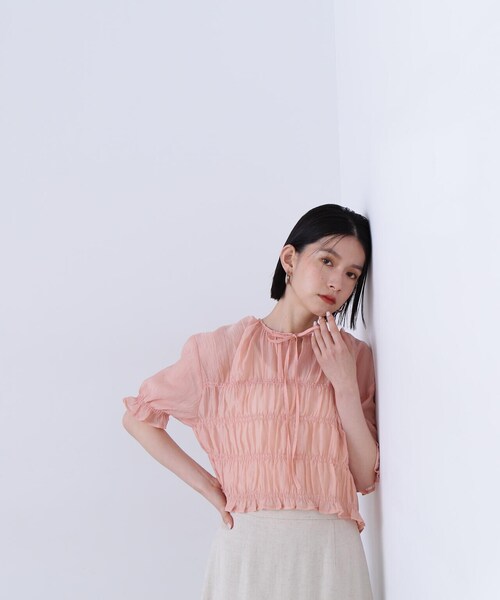 N.(N. Natural Beauty Basic)(エヌエヌナチュラルビューティーベーシック)の「◆フロントリボンシュリンクボイル半袖ブラウス(シャツ/ブラウス・レディース・オフホワイト/ピンク/ライトグリーン・MEDIUM)」の22枚目の写真