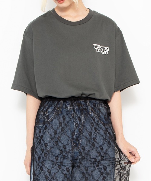 PUNYUS（プニュズ）の「TOKYO BOY Ｔシャツ（Tシャツ/カットソー・レディース・パープル/スミクロ/オレンジ・1/4/3/2）」の2枚目の写真