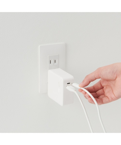無印良品（ムジルシリョウヒン）の「急速充電ができるモバイルバッテリー付充電器　５０００ｍＡｈ　ＵＳＢ－Ｃ／Ａ　ＭＪ－ＰＳＭＢ５０（生活家電・メンズ・その他・FREE）」の7枚目の写真
