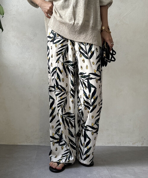 DouDou（ドゥドゥ）の「【WEB限定】ボタニカルプリントイージーパンツ（その他パンツ・レディース・キャメル/オフホワイト・FREE）」の9枚目の写真